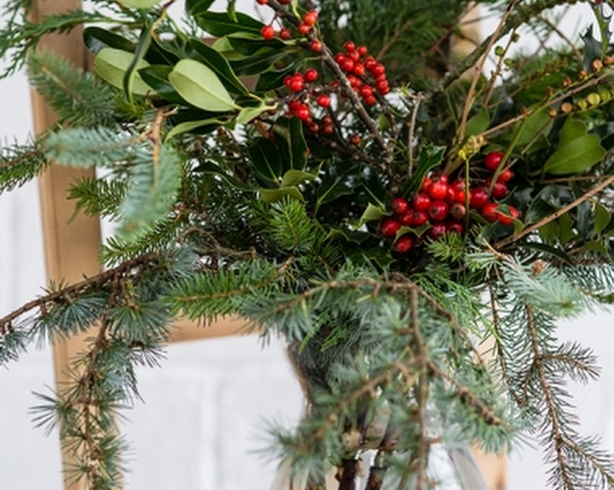 Easy and Earthy Christmas Decorating