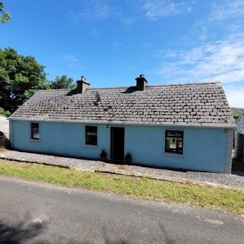 Fancy a fixer-upper? Here are four cottages on the market for under €195,000