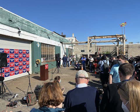 Trump S Four Seasons Total Landscaping Debacle Is Still Making Me Lol Image Ie