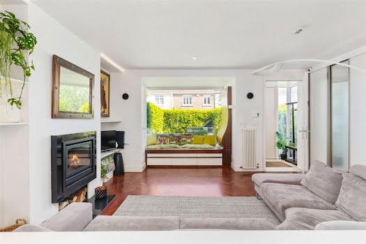 Glasthule home