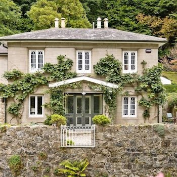 This incredible Wicklow period property ideal for gardening enthusiasts is on sale for €1.2 million