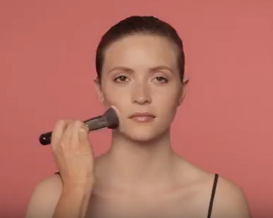 How To Apply A Natural Contour