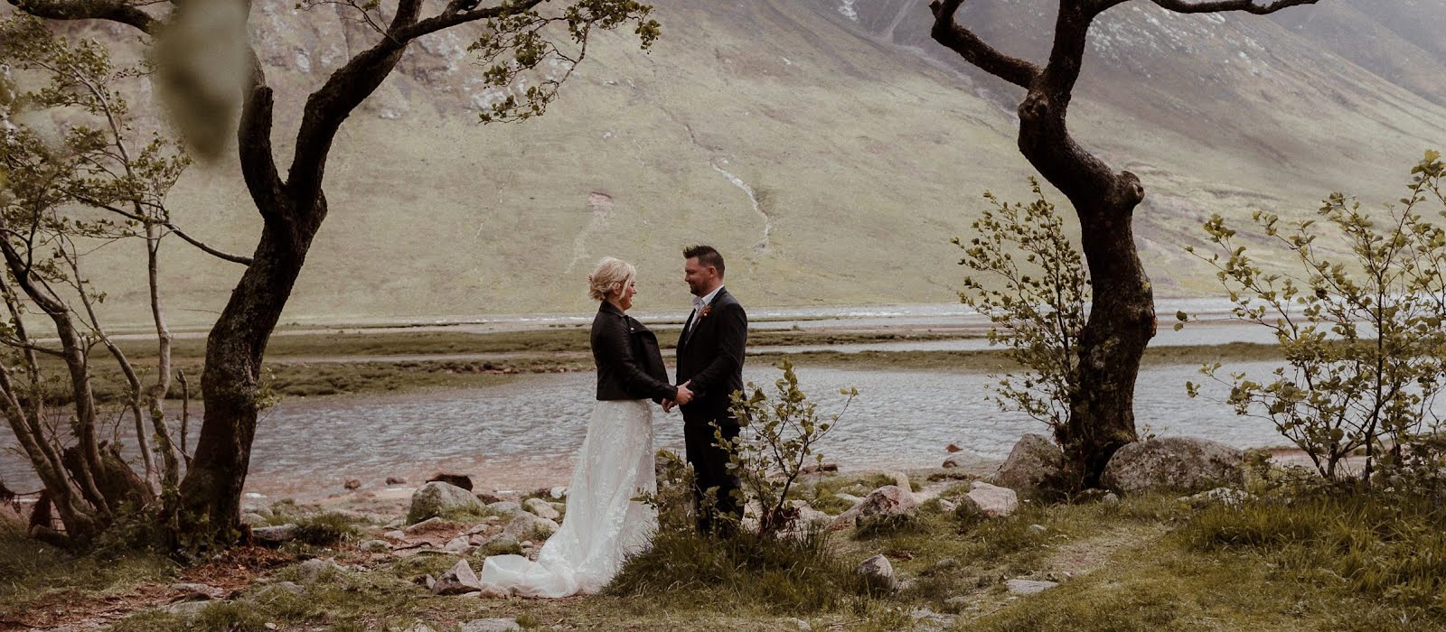 Real Weddings: This Irish couple had a dreamy elopement in the Scottish Highlands