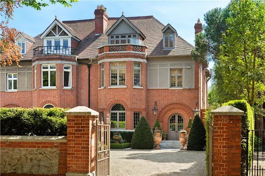 Ailesbury Road home