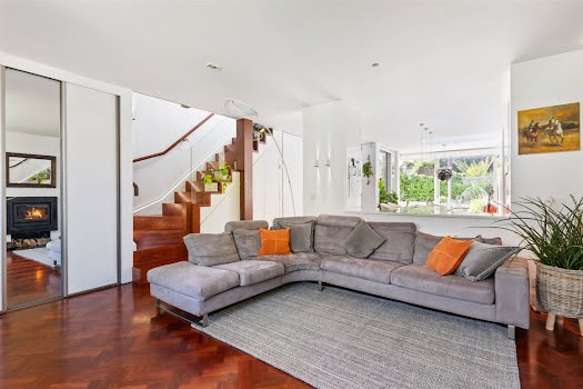 Glasthule home