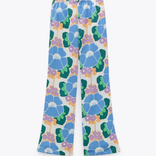 Printed pyjama style trousers, €29.95, Zara
