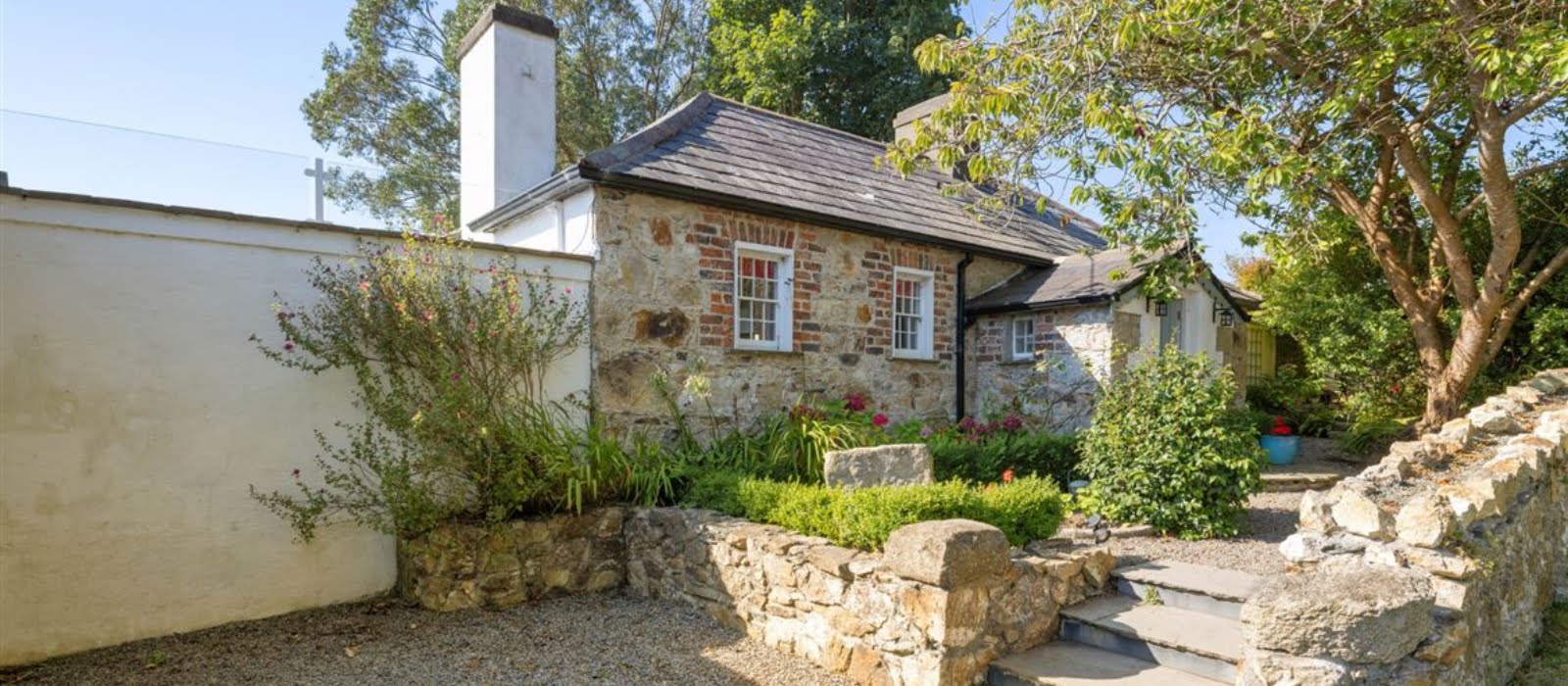 The property round-up: 3 characterful Irish homes on the market for under €1.8 million