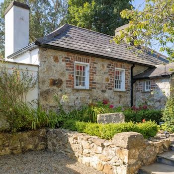 The property round-up: 3 characterful Irish homes on the market for under €1.8 million