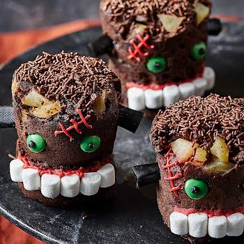 5 spooky bakes to make at home this Halloween