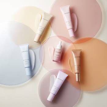 Shopping fix: a silicone-free primer that locks your foundation in place