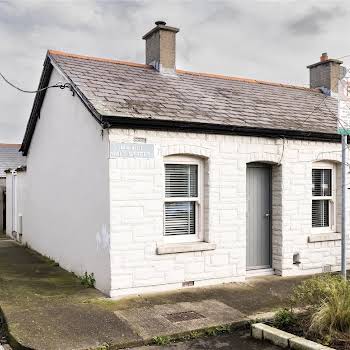 This Stoneybatter cottage is on the market for €365,000