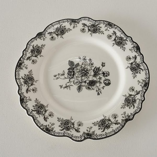 Anny Black & White plate, €8.99, Foxford