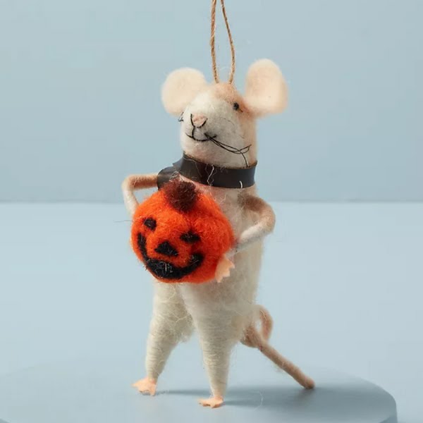 Mouse pumpkin decoration, €15, Anthropologie