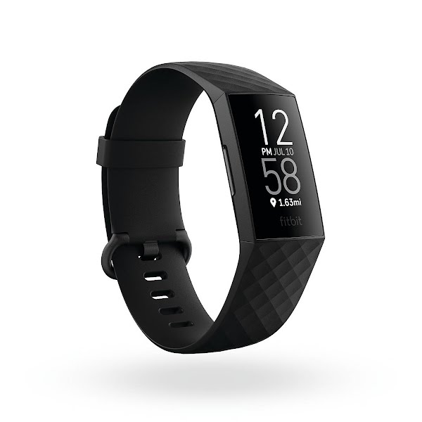 Fitbit Charge 4 Smart Tracker, €124.95