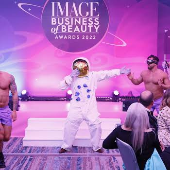 See all the photos from the 2022 IMAGE Business of Beauty Awards