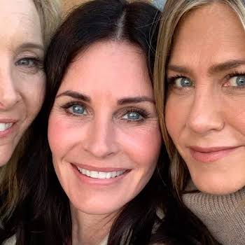 Courteney Cox has repeatedly been candid about surgery, so you can give it a rest
