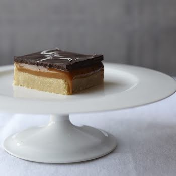What to bake this weekend: The ultimate millionaire’s shortbread recipe