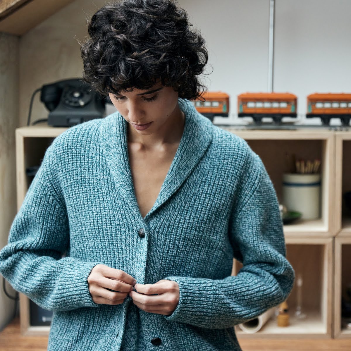 Robin Shawl Cardigan Larimar, €194.95