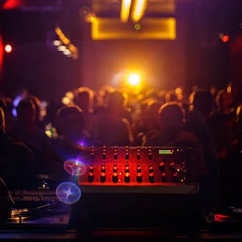Late bars and nightclubs could stay open until 6am under new legislation — but is Ireland ready for it?