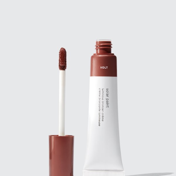 Glossier Solar Paint in Volt, €19