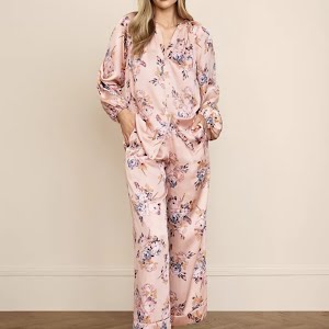 pyjamas as clothes