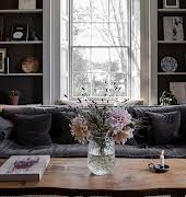 Gorgeous living room inspiration if you’re thinking of redecorating