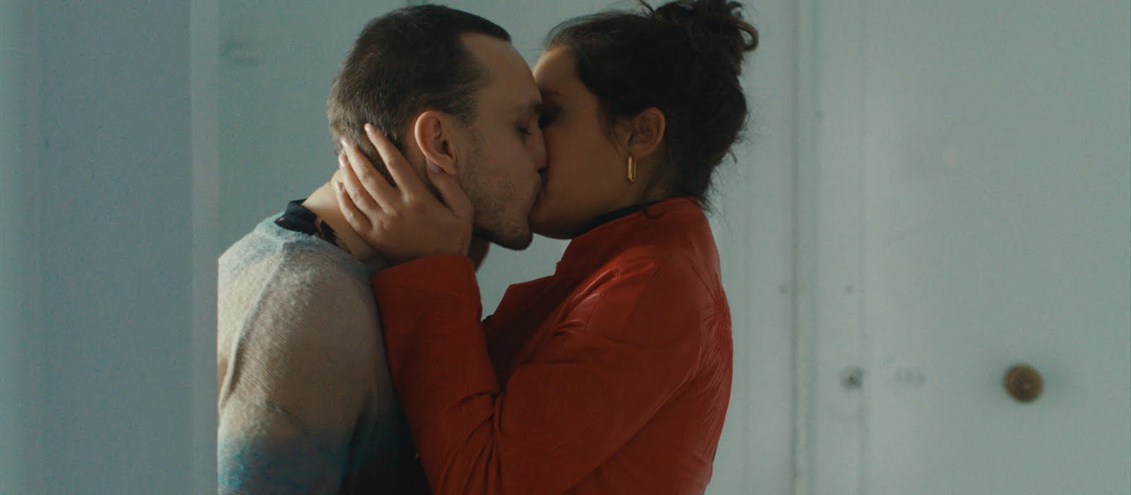 ‘Passages’: A messy (and undeniably sexy) look at modern relationships