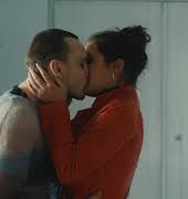 ‘Passages’: A messy (and undeniably sexy) look at modern relationships