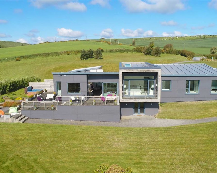 With unbroken sea views and an outdoor Jacuzzi, this architectural home in Kinsale is on the market for €2.35 million
