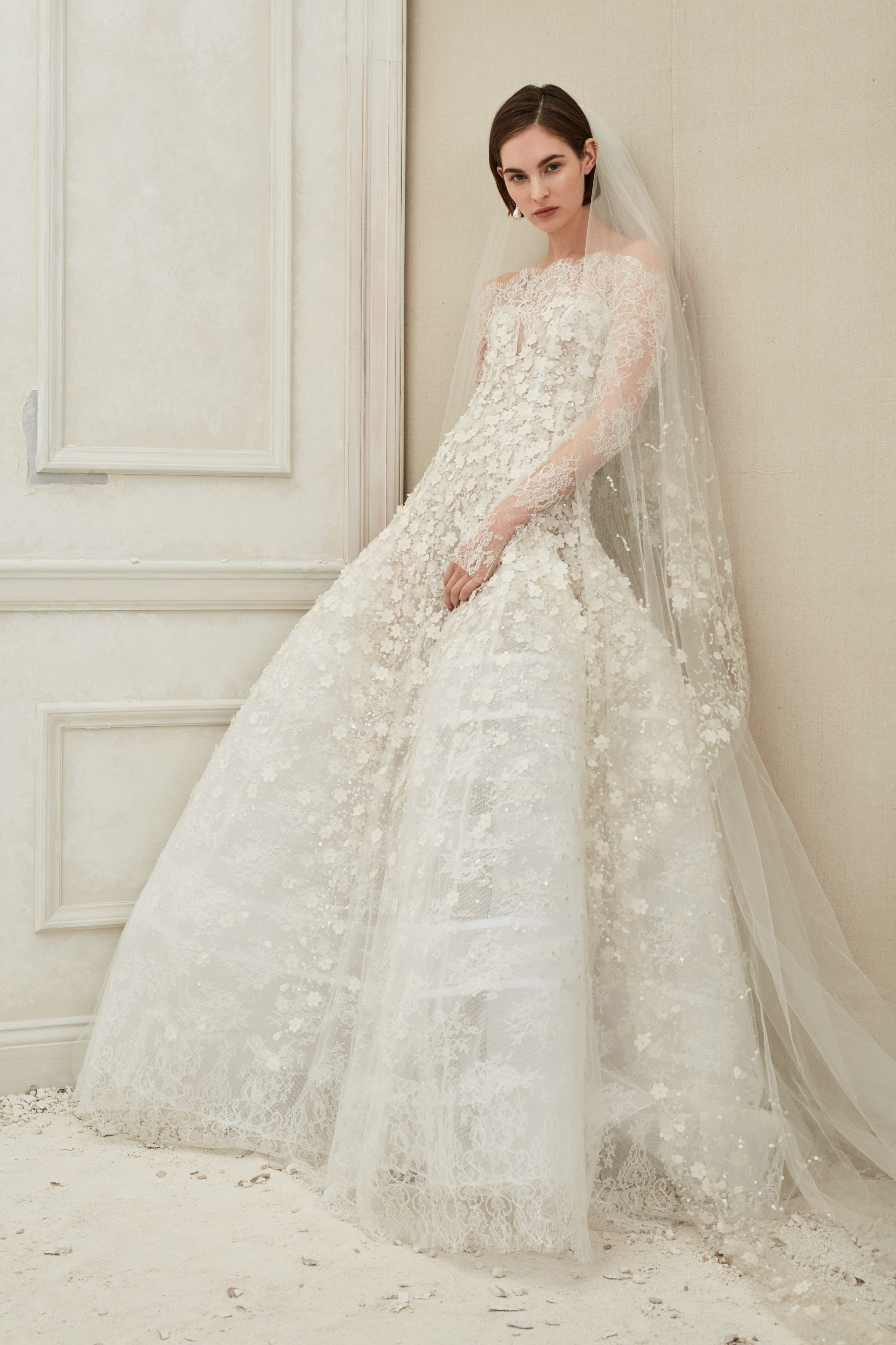 Oscar De La Renta's latest bridal collection is simply stunning IMAGE.ie