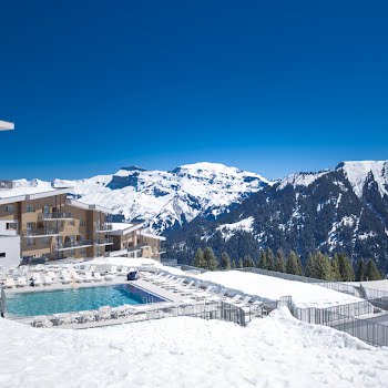 Daunted by planning that first family ski trip? You’ll need to read this