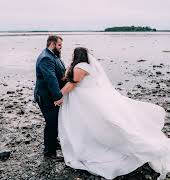 Real Weddings: Chloe and Peter’s lakeside wedding in Co Down