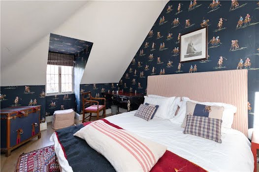 Ailesbury Road home