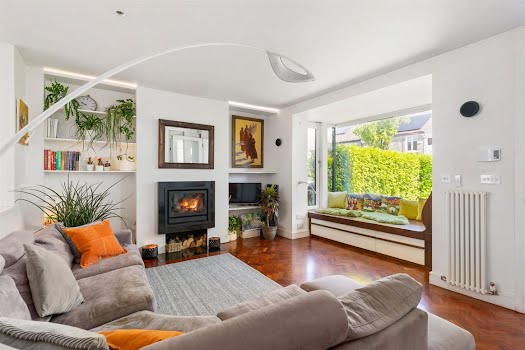 Glasthule home