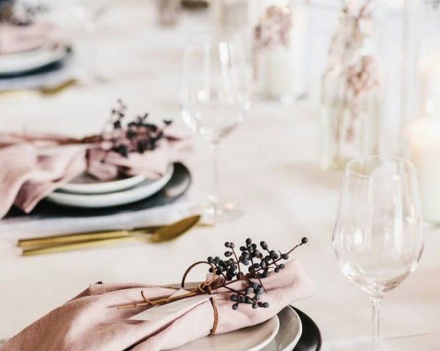 Winter Wedding Place Settings Your Guests Will Adore