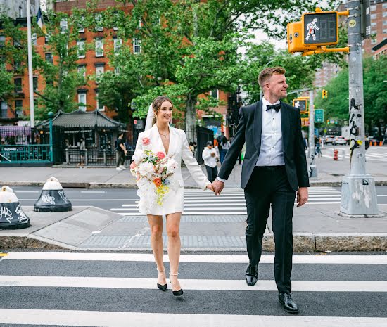Real Weddings: Ailbhe and Phil elope to New York City