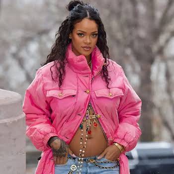 Rihanna pregnancy fashion