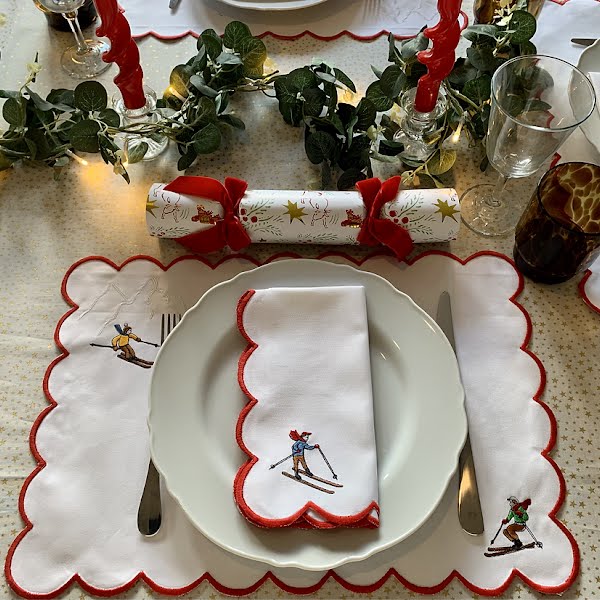 Skier placemats and napkins, €123, A.D. Event Design