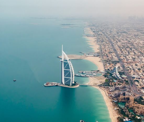 Influencer-washing in Dubai: How human rights violations hide behind glamorous influencers