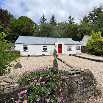 This idyllic Wicklow cottage is on the market for €295,000, and it’s the perfect countryside sanctuary
