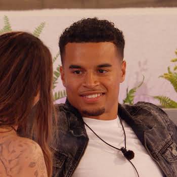 ‘Love Island’ is finally love islanding and last night’s episode was full of drama