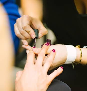 celebrity manicures