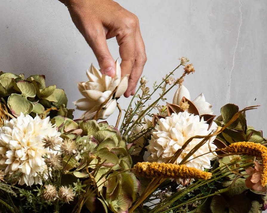 How to create an eco-friendly winter flower arrangement (that doesn’t look dead)