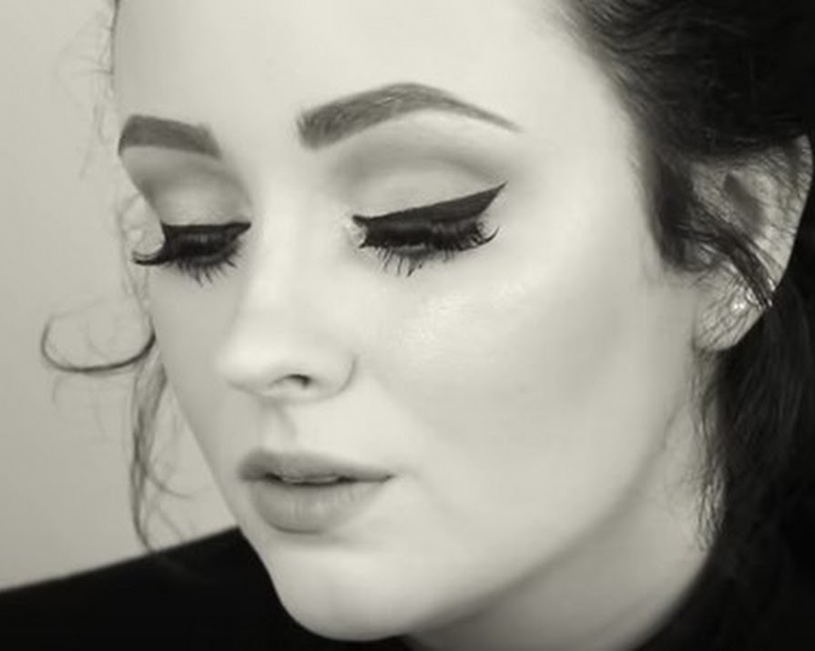 Watch: Vlogger Recreates Adele’s Hello Beauty Look