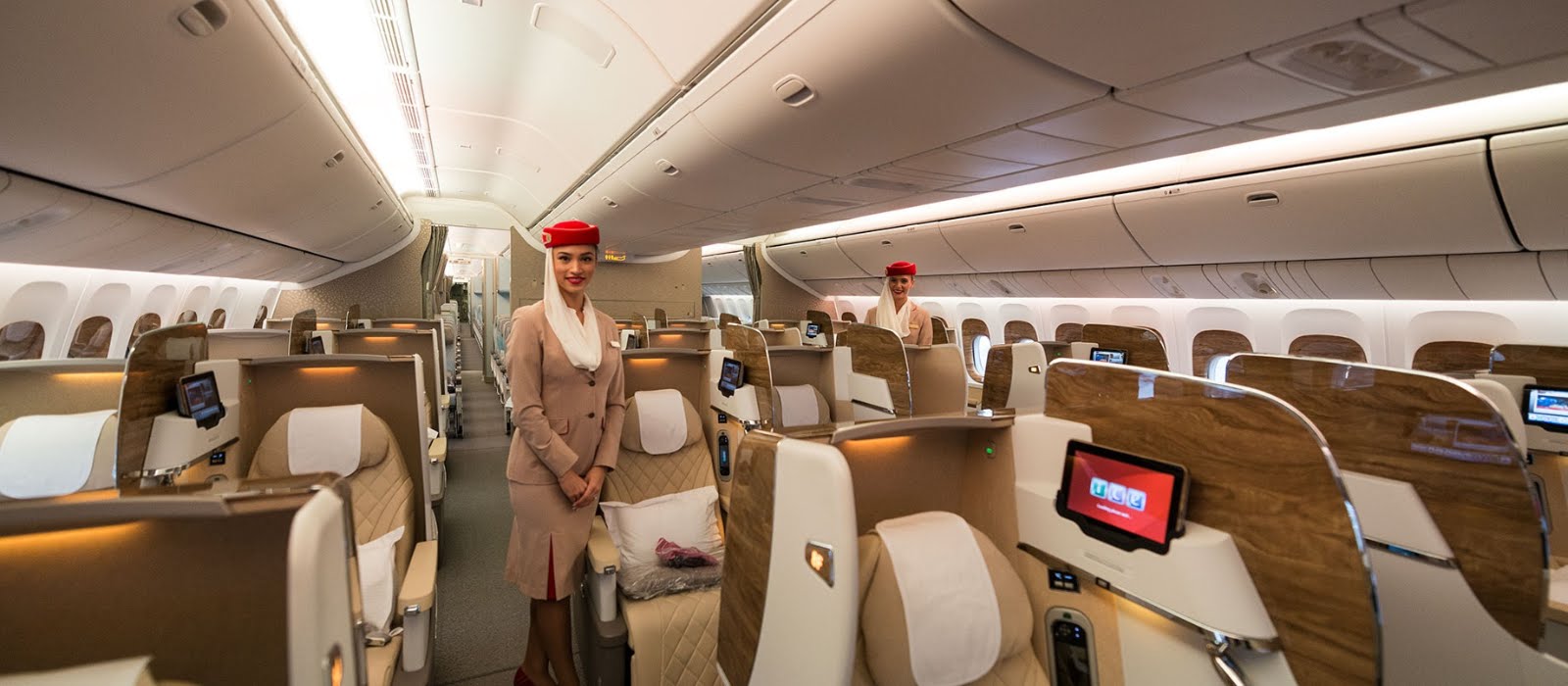 What it’s *really* like to fly Emirates Business Class (and is it worth it?)