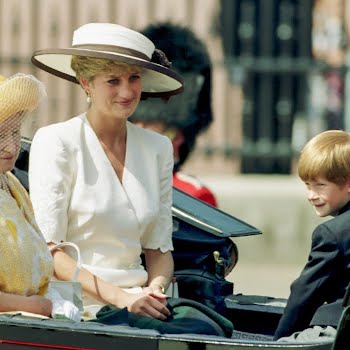 Taking a moment to remember Princess Diana’s key style moments