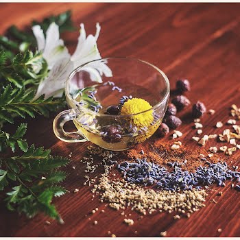 What are the benefits of herbal tea? Turns out, there are many