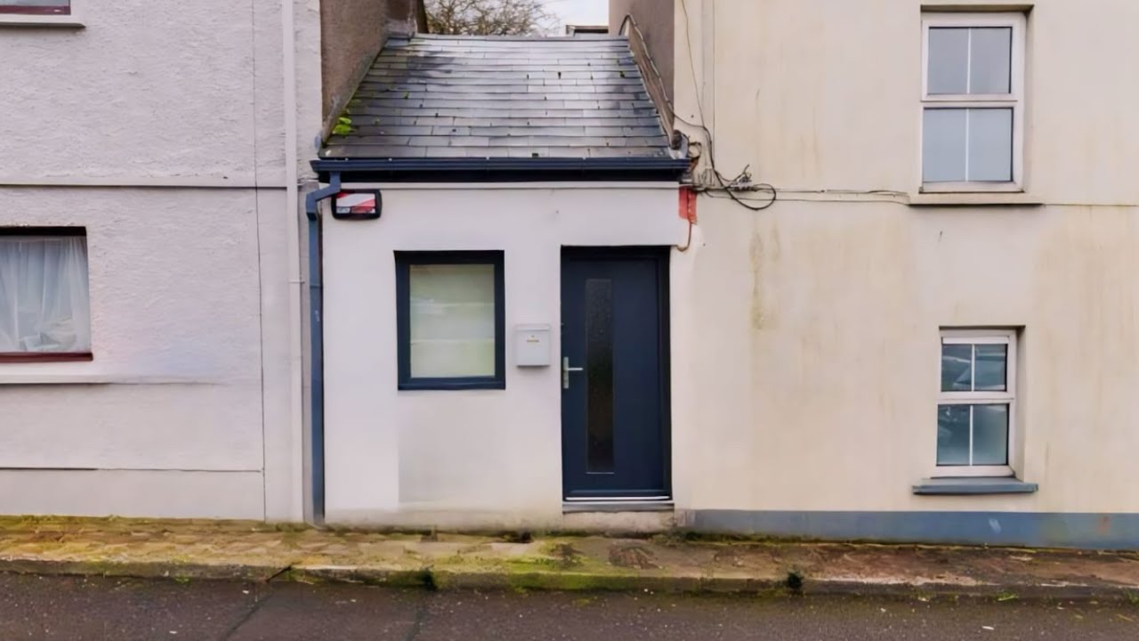 Inside one of Ireland’s tiniest homes, on the market for €170,000 | IMAGE.ie