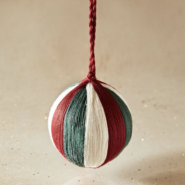 Striped thread bauble, €6.99