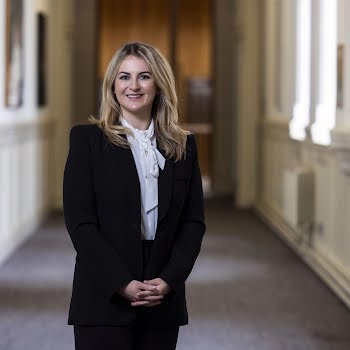 “As time progresses, you want to be challenged and try different things”: current IMAGE Smurfit Scholar Dr Eimear O’Reilly on how an MBA has broadened her ambitions